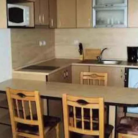 Etara Iii Apartment